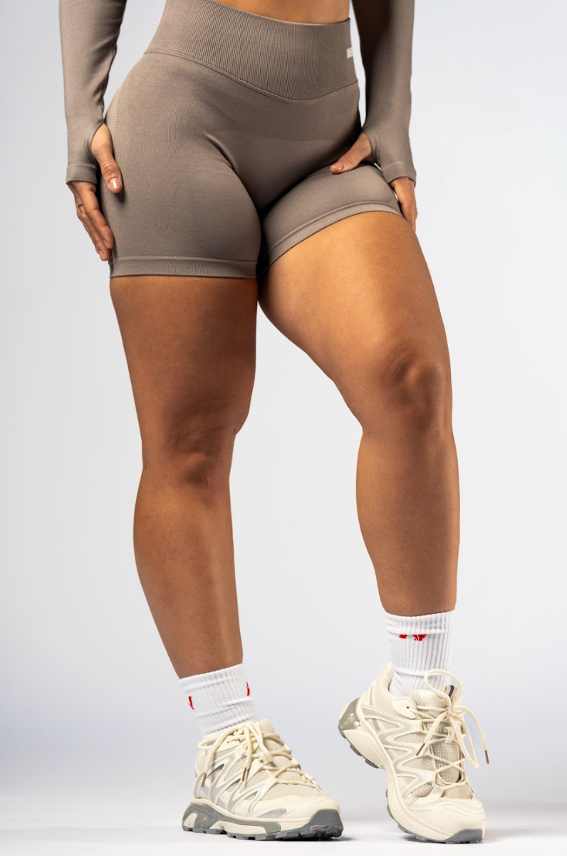 Nebbia Sports Shorts 893 Brown – push-up, high waist | Nebbia Activewear (5/5)
