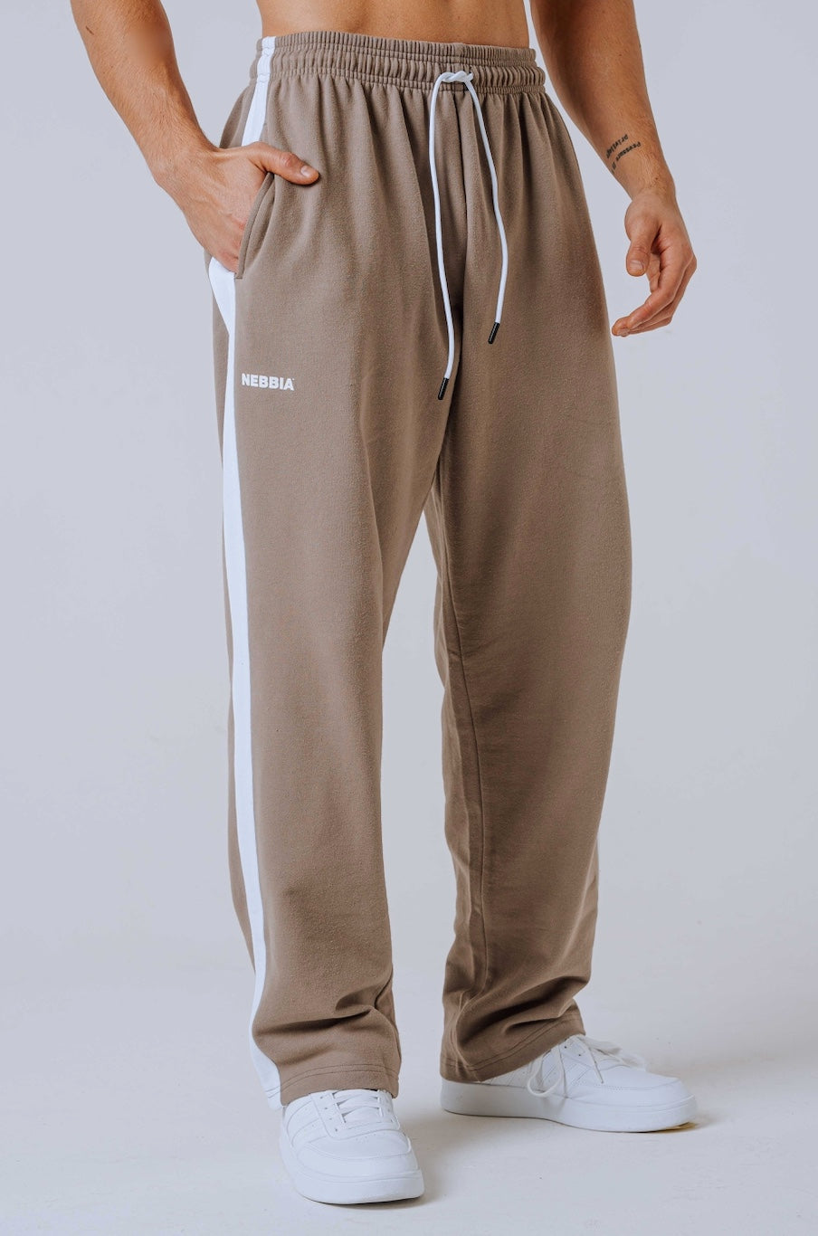 Nebbia Activewear 904 Black | Nebbia Activewear (1/6)