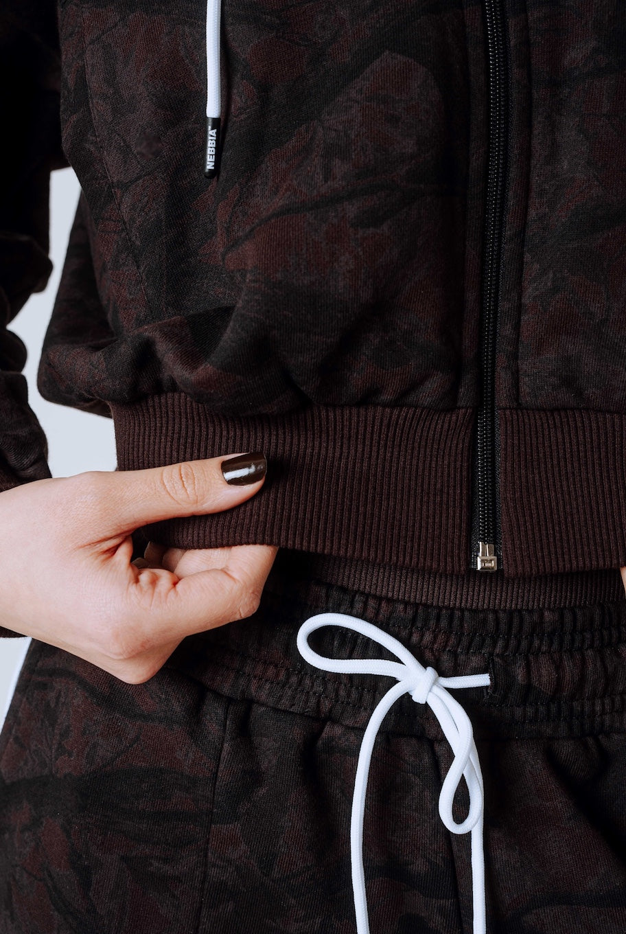 Nebbia Hoodie 895 Black | Nebbia Activewear (4/5)