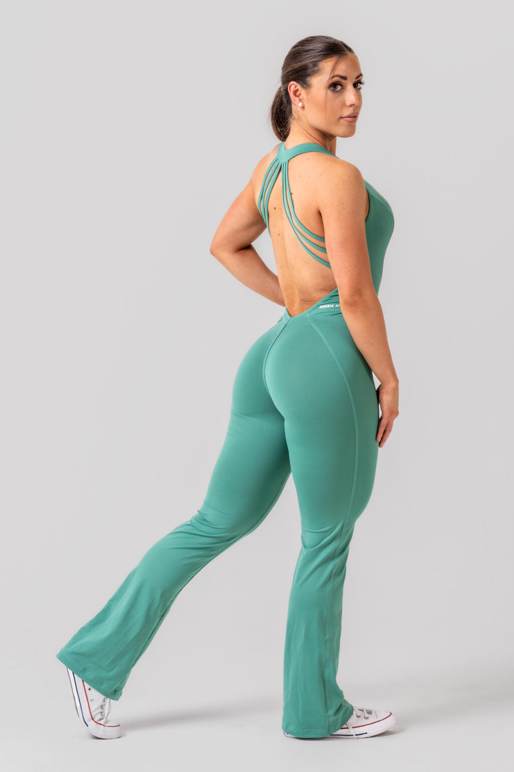 Sculpting Flared Jumpsuit OWN THE GYM 397 Light green – AlisiiaKholli