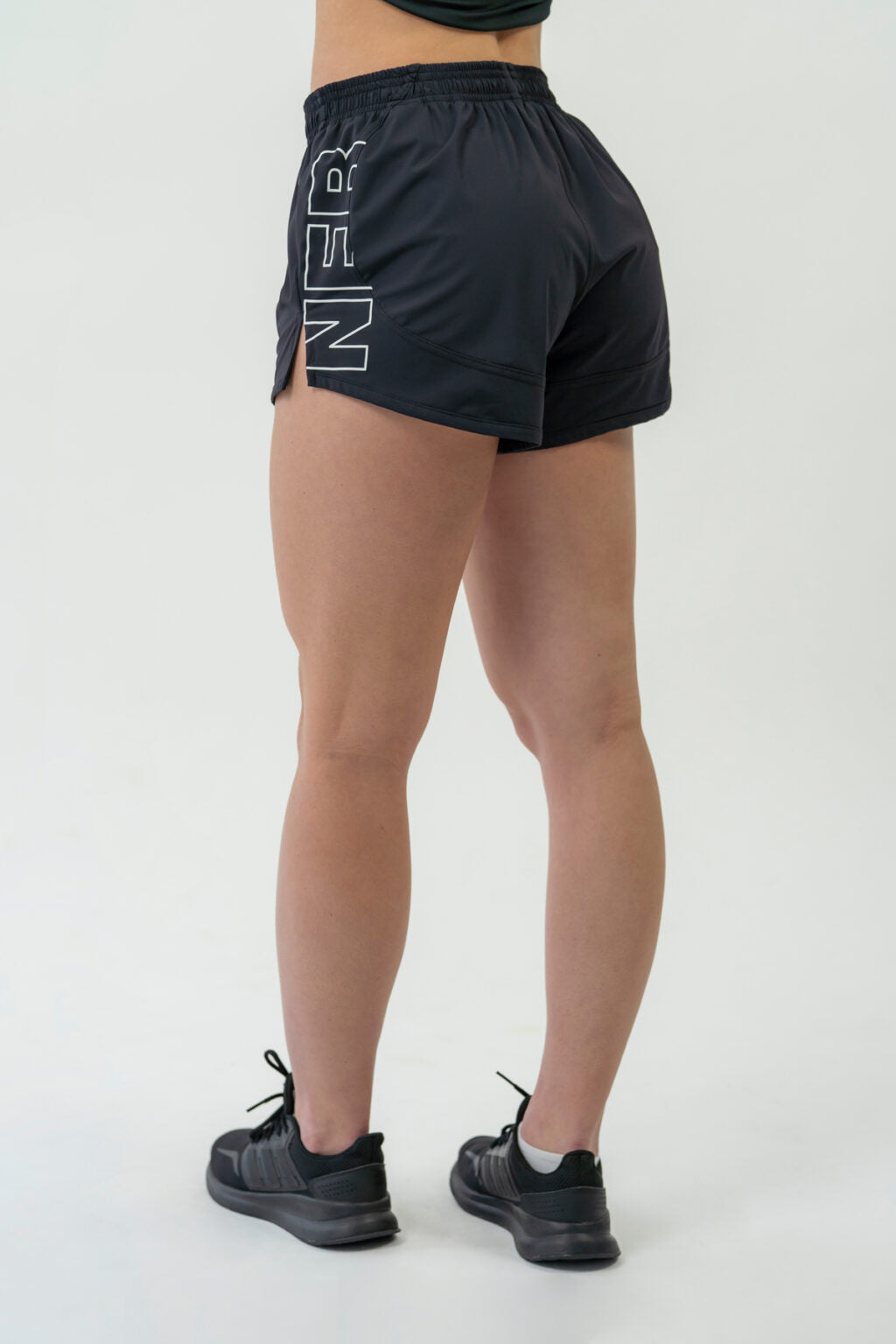 Nebbia Sports Shorts 442 Black | Nebbia Activewear (8/9)