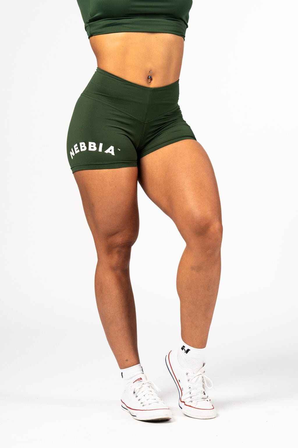 Nebbia Sports Shorts 582 Green – high waist | Nebbia Activewear (4/6)