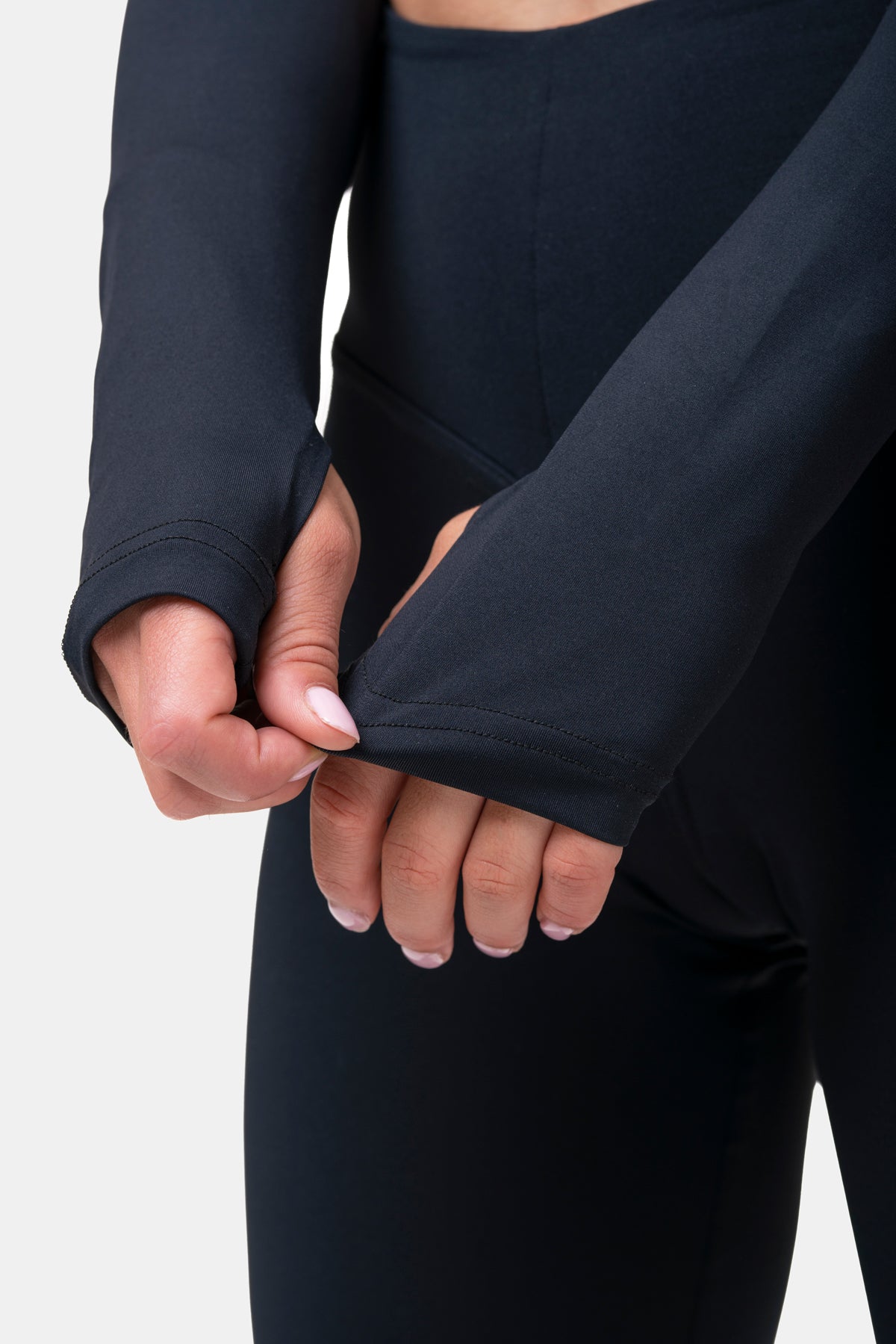 Nebbia Sports Top 585 Black | Nebbia Activewear (3/5)