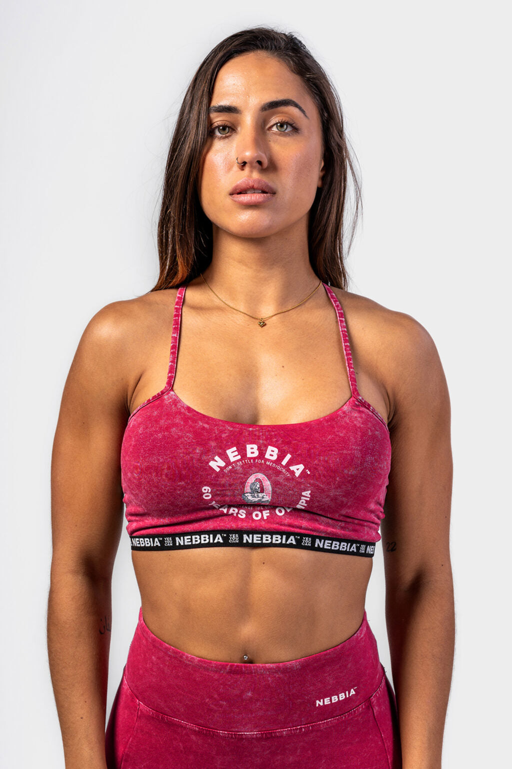 Nebbia Sports Bra 779 Red – open back | Nebbia Activewear (1/4)