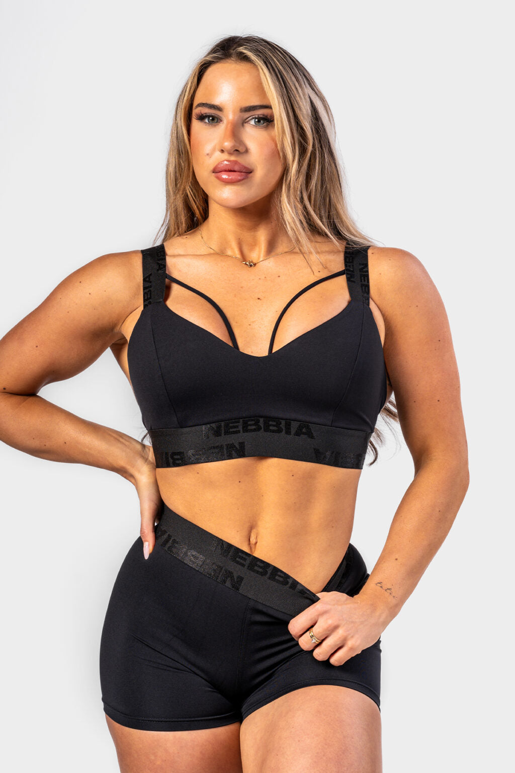 Nebbia Sports Bra Black | Nebbia Activewear (1/5)