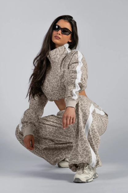 NEBBIA 866 Cream Leopard Half-Zip Leopard Sweatshirt | PRIMAL