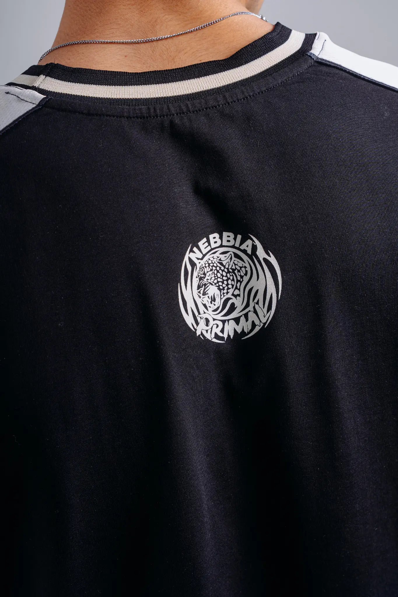 NEBBIA 869 T-shirt Oversize Nera | PRIMAL