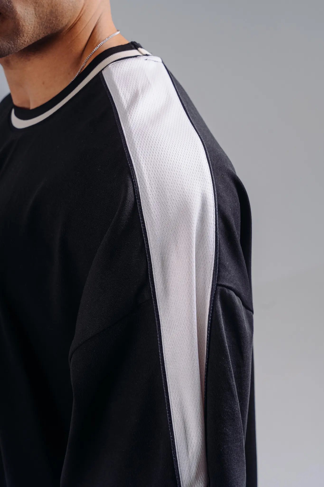 NEBBIA 869 T-shirt Oversize Nera | PRIMAL