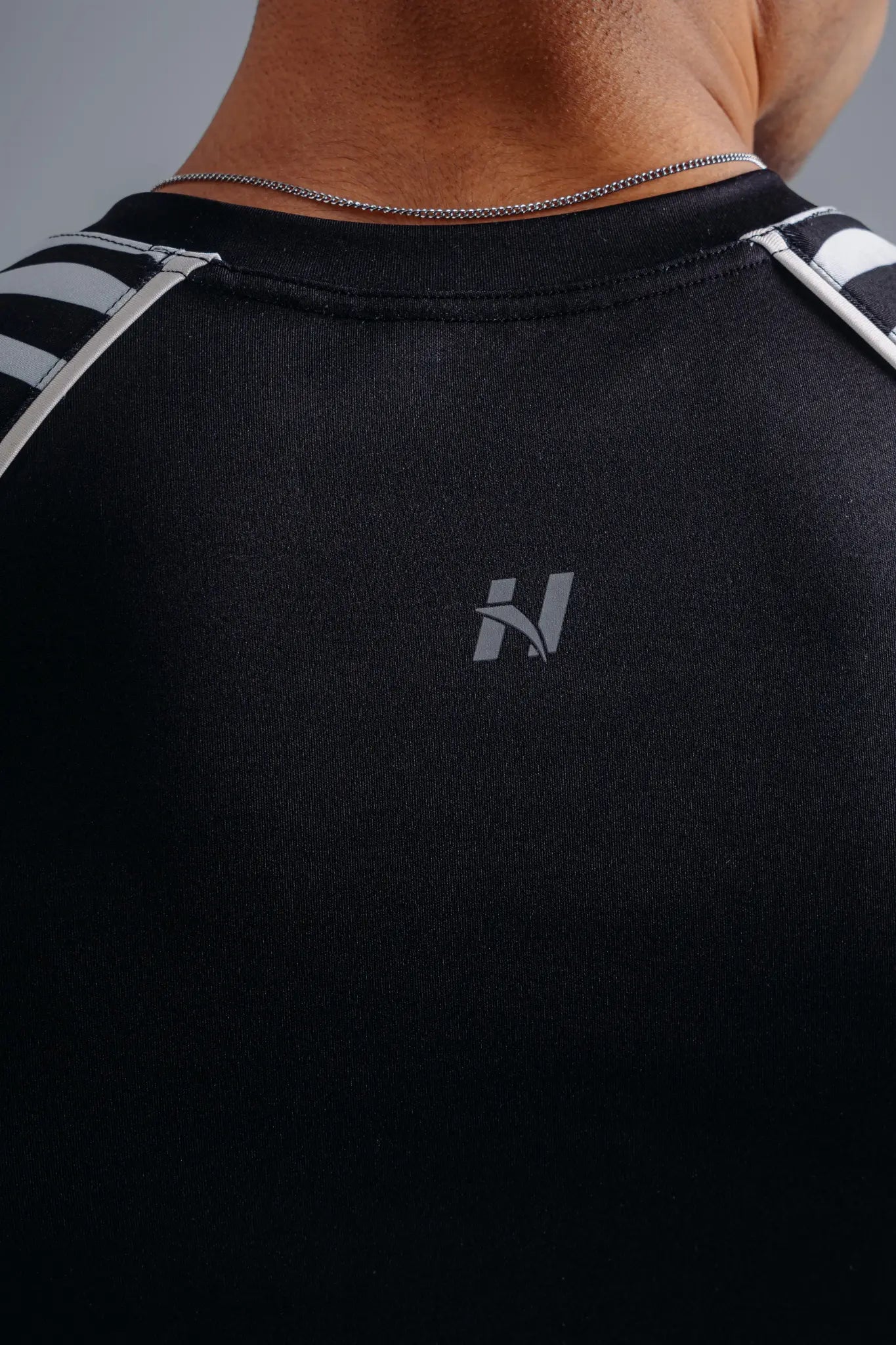 NEBBIA 872 T-shirt funzionale nera | PRIMAL
