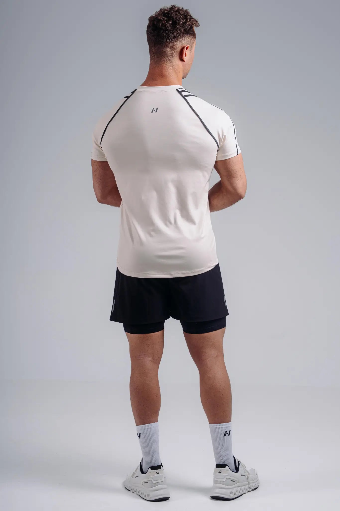 NEBBIA 872 Cloud Dancer T-shirt funzionale | PRIMAL