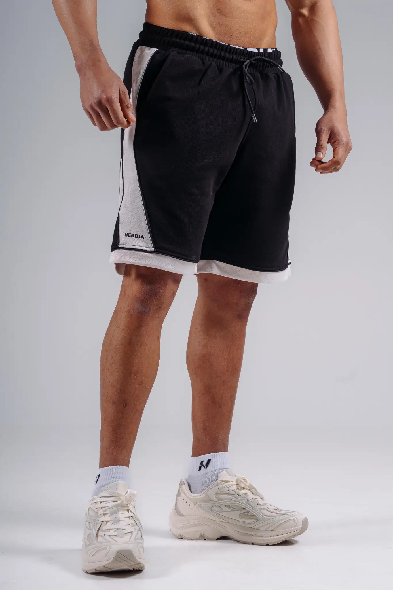NEBBIA 877 Pantaloncini da Allenamento Neri | PRIMAL