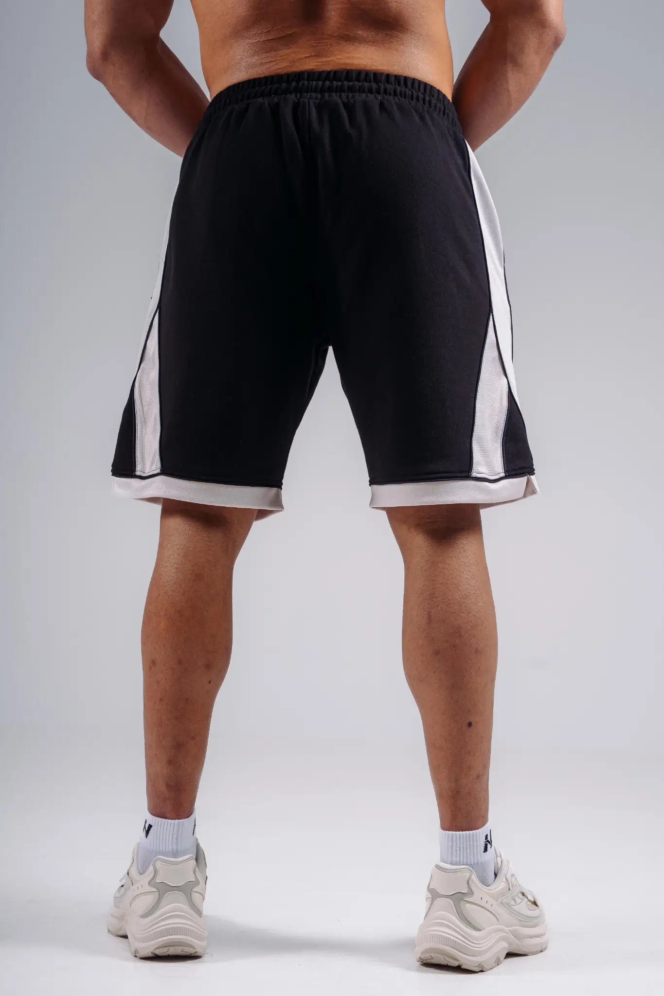 NEBBIA 877 Pantaloncini da Allenamento Neri | PRIMAL