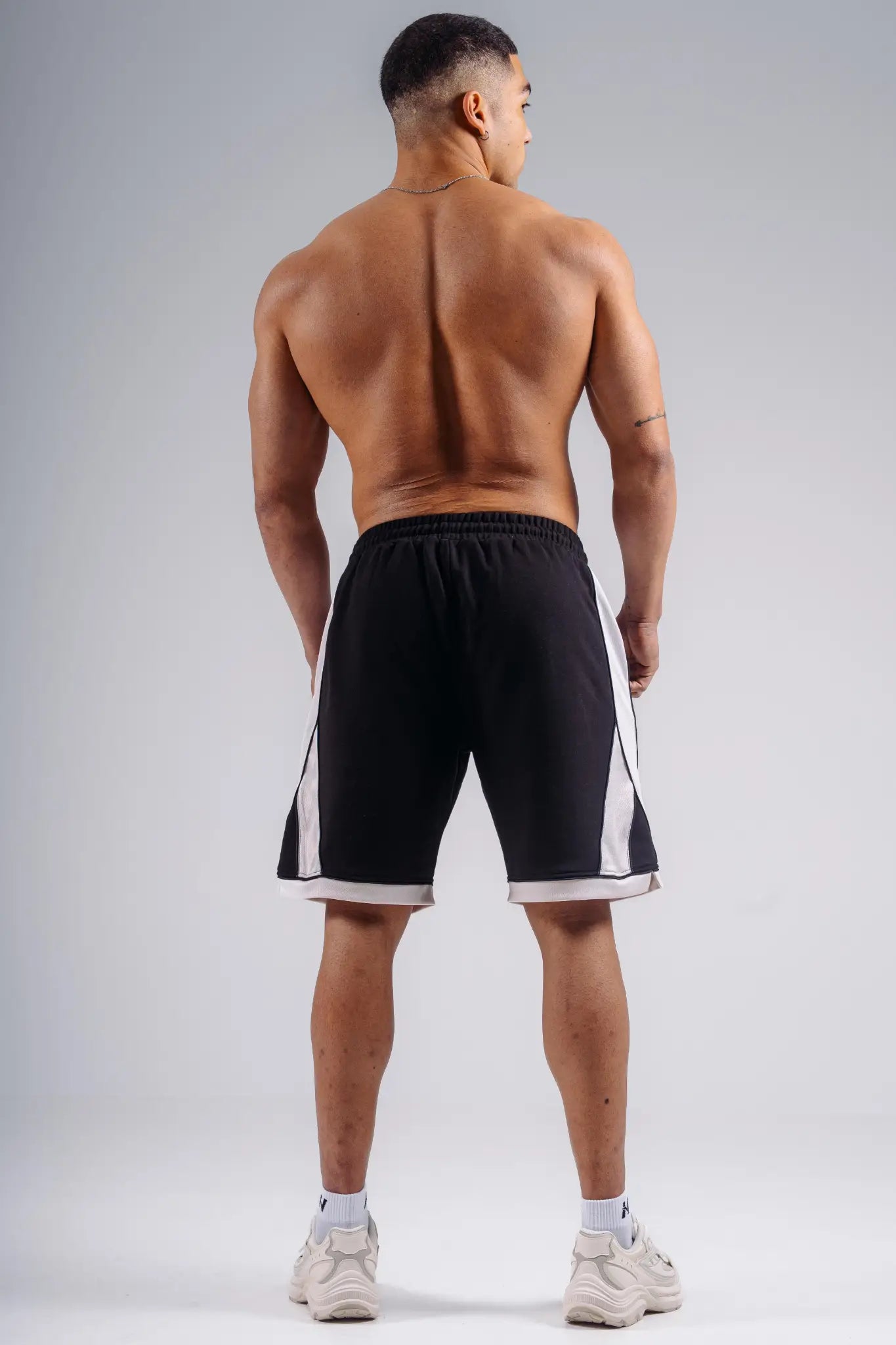 NEBBIA 877 Pantaloncini da Allenamento Neri | PRIMAL