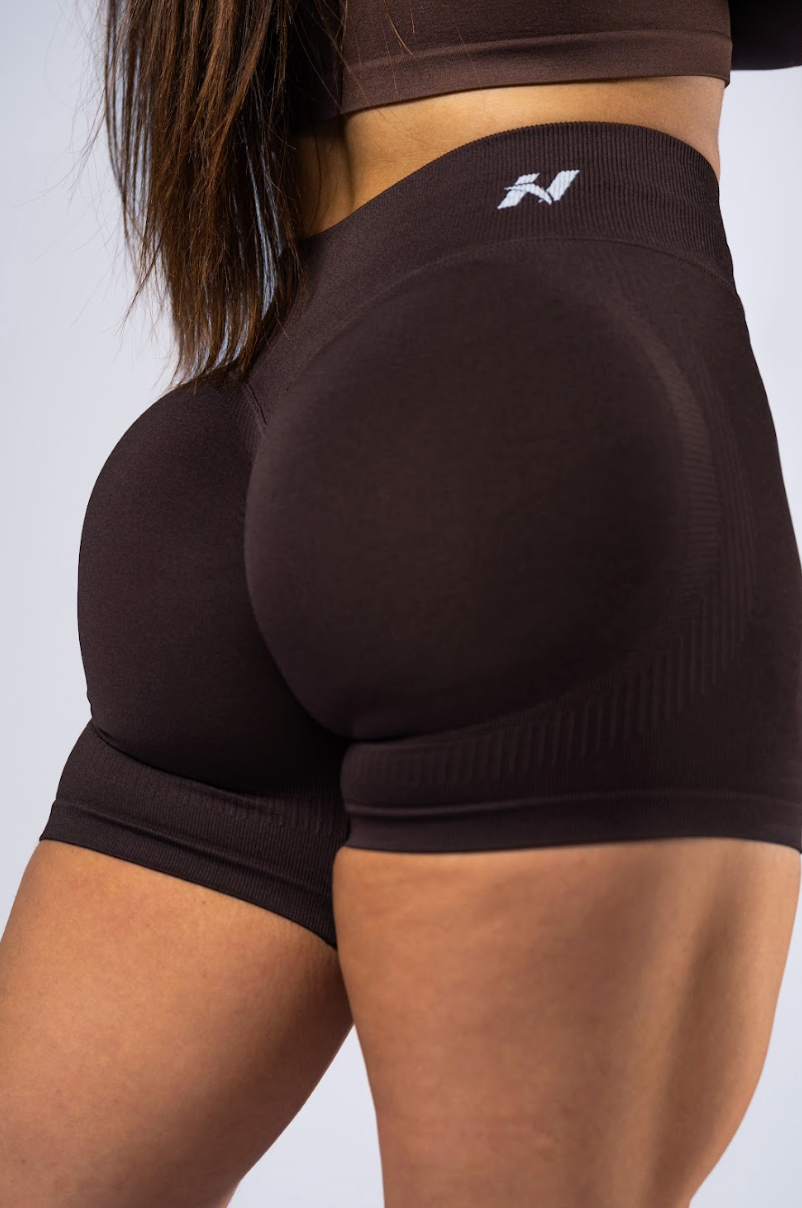 Nebbia Sports Shorts 893 Brown – push-up, high waist | Nebbia Activewear (1/5)