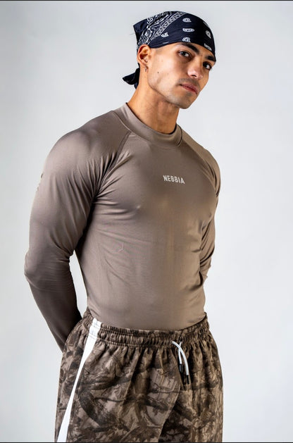 Nebbia Sports Top 901 Brown – seamless | Nebbia Activewear (1/4)