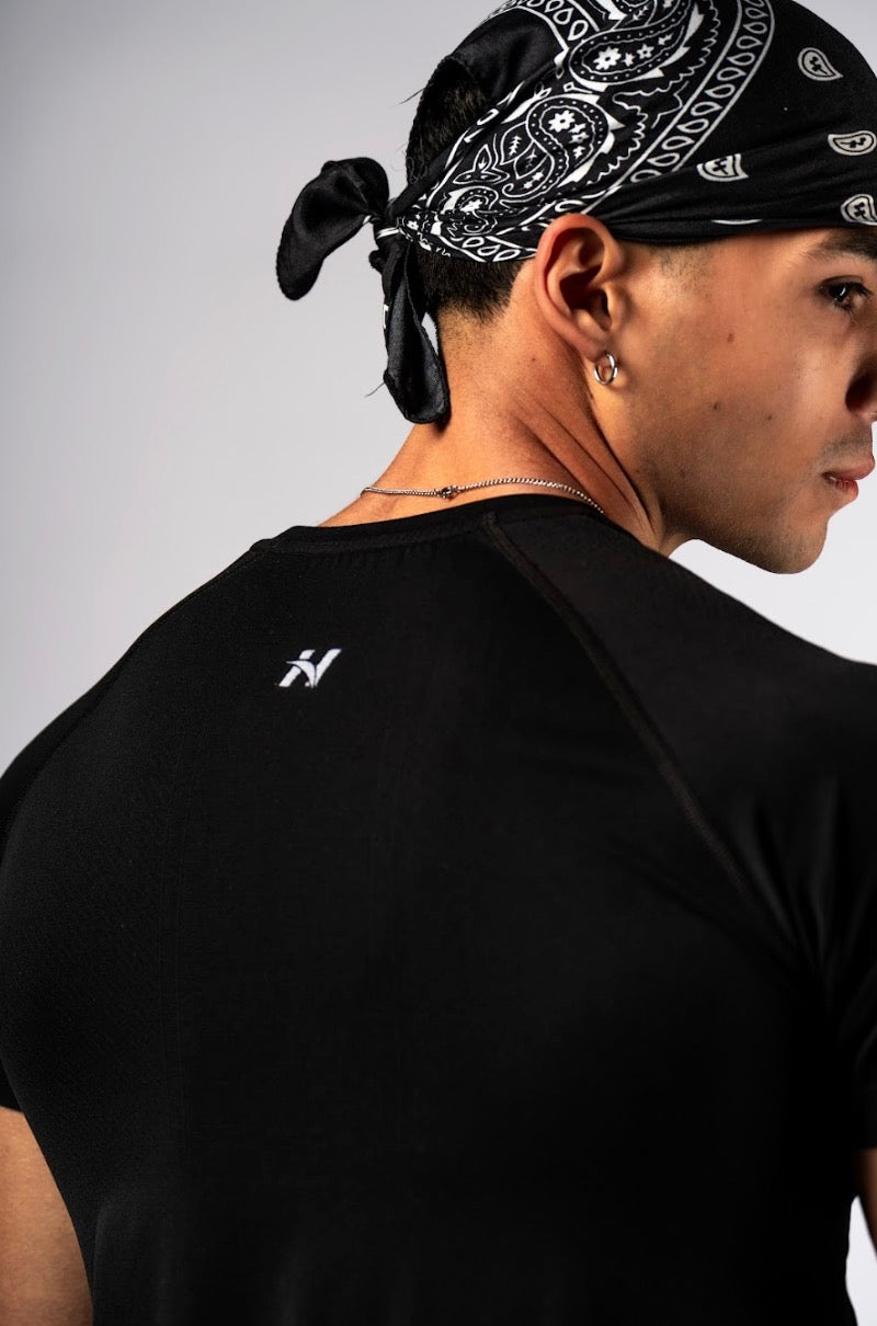 Nebbia Sports Shorts 900 Black – seamless | Nebbia Activewear (3/6)