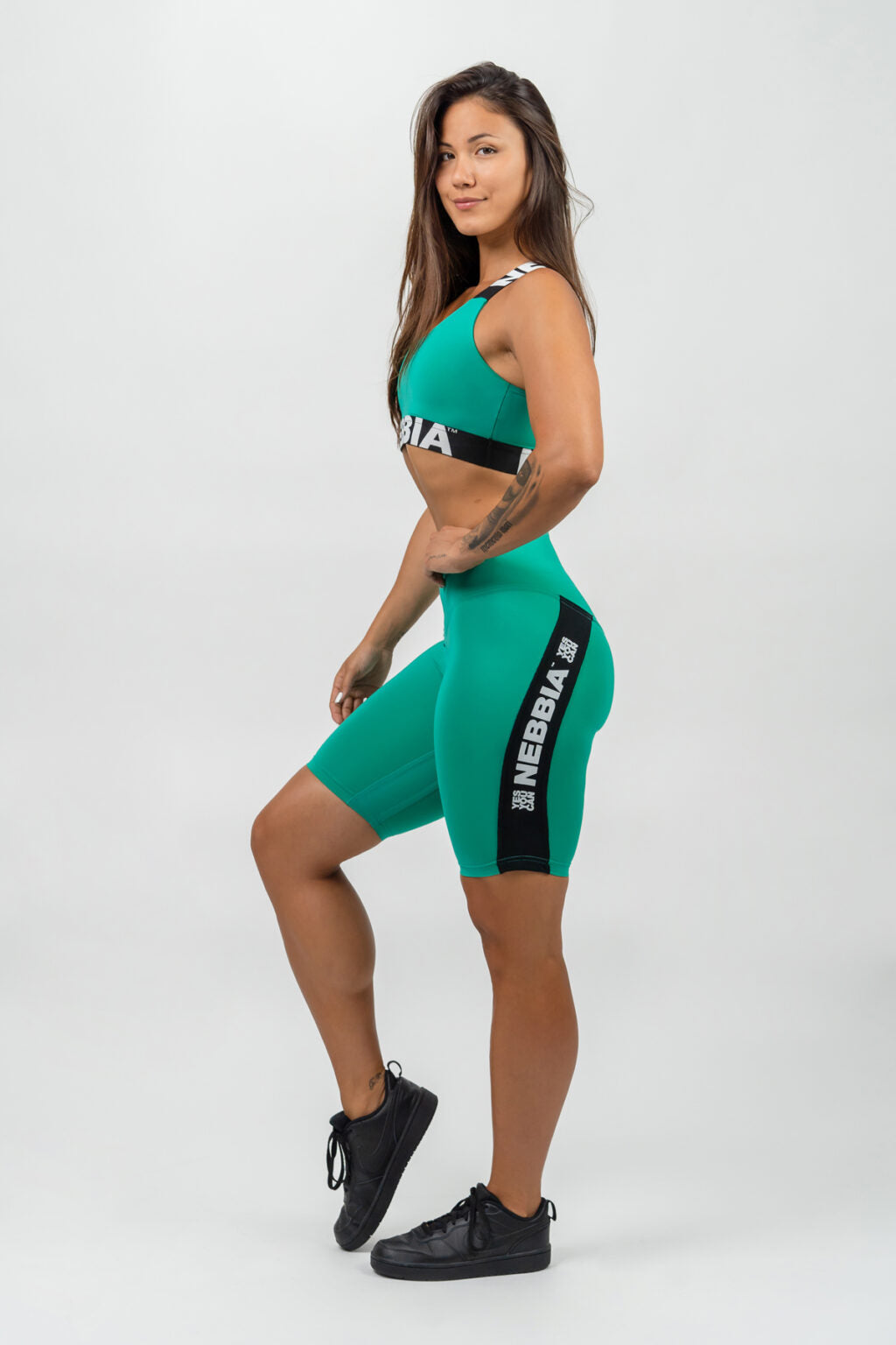 Nebbia Sports Shorts 238 Green – high waist | Nebbia Activewear (3/5)