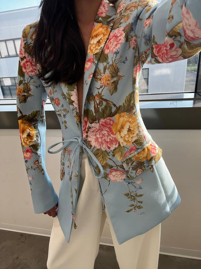 Lumina Floral Print Blazer – Celeste Blue / Mediterranean Garden