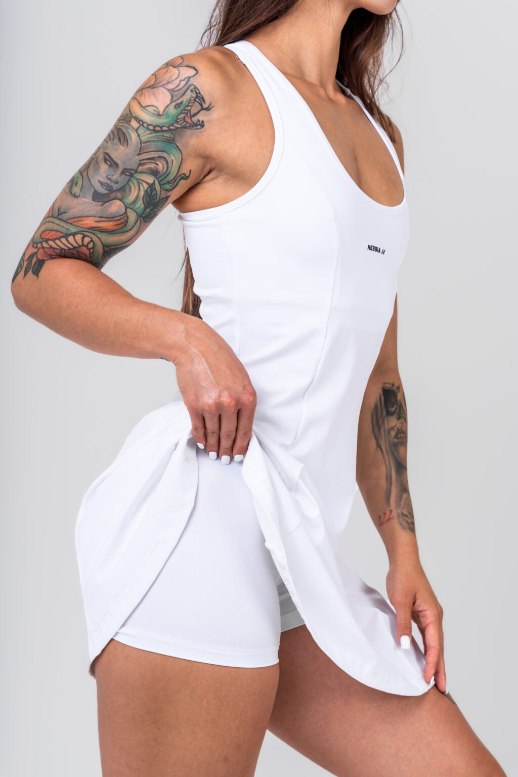 Nebbia Activewear 398 White | Nebbia Activewear (1/7)